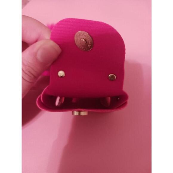 Bag Shaped Keychain In Red - Picture 4 of 5